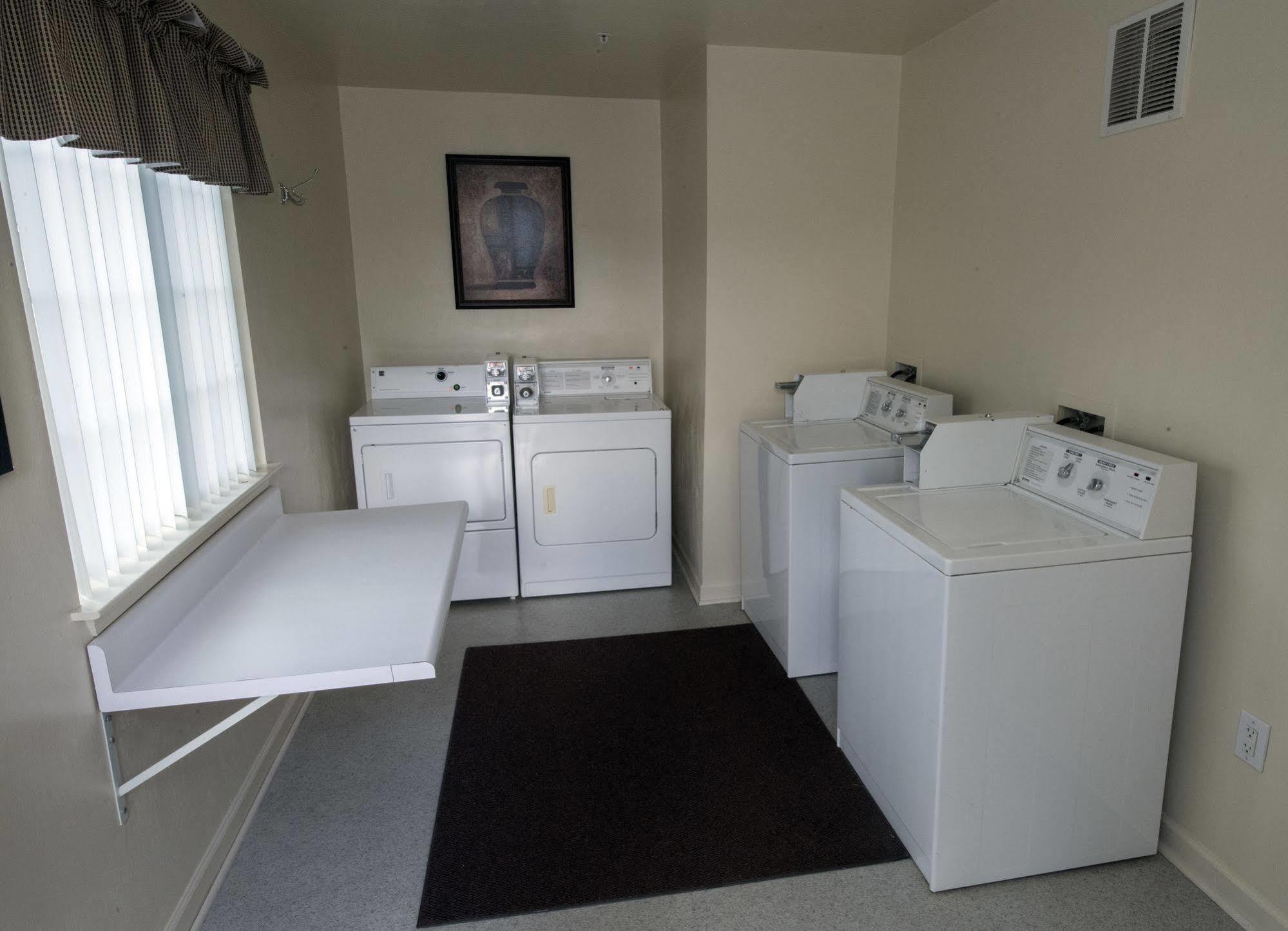 Affordable Corporate Suites Of Lynchburg Esterno foto