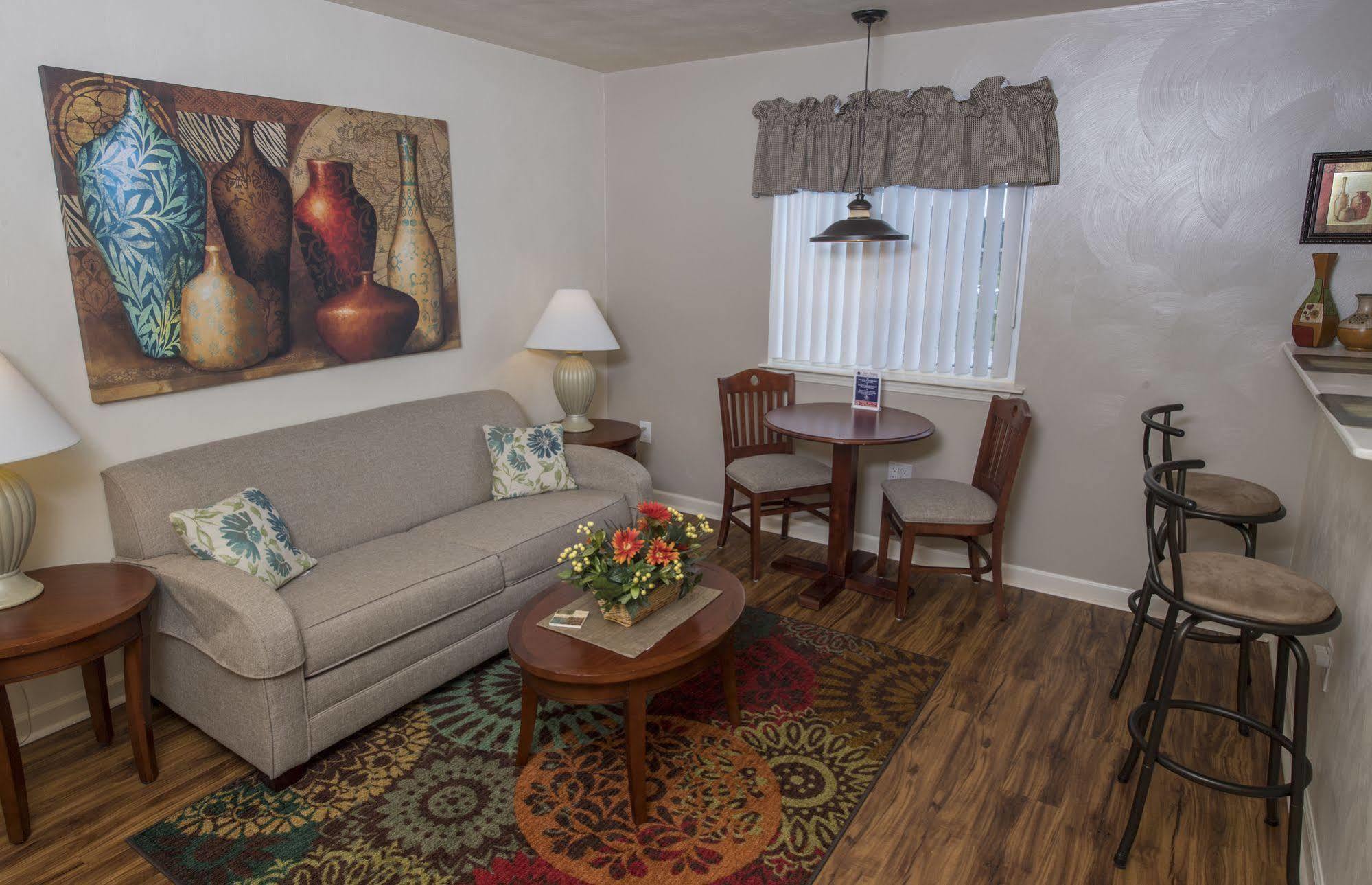 Affordable Corporate Suites Of Lynchburg Esterno foto