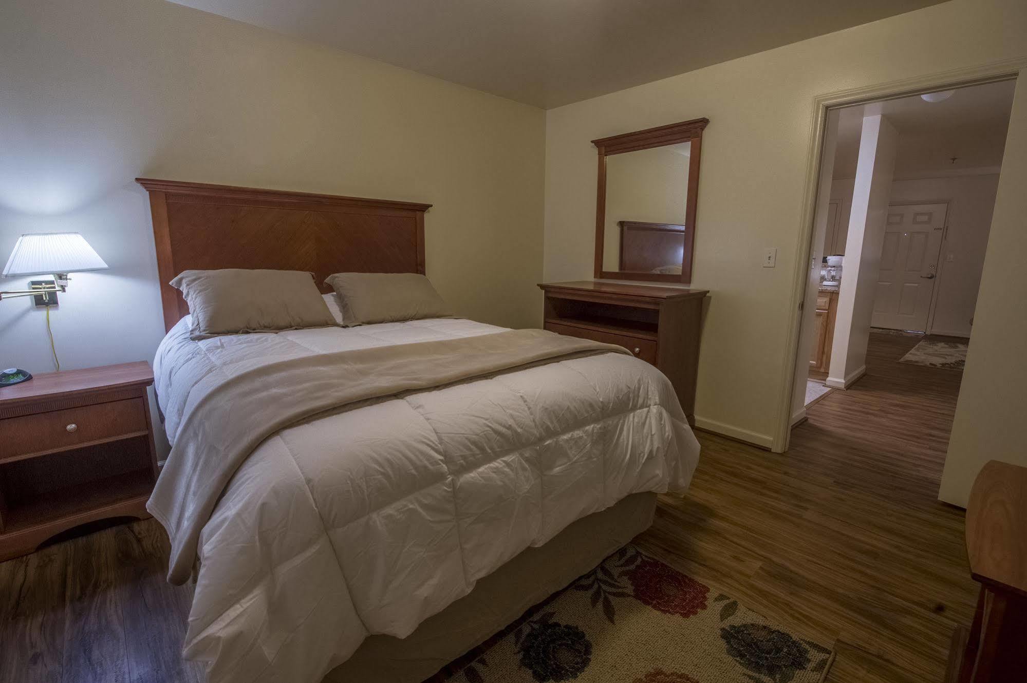 Affordable Corporate Suites Of Lynchburg Esterno foto
